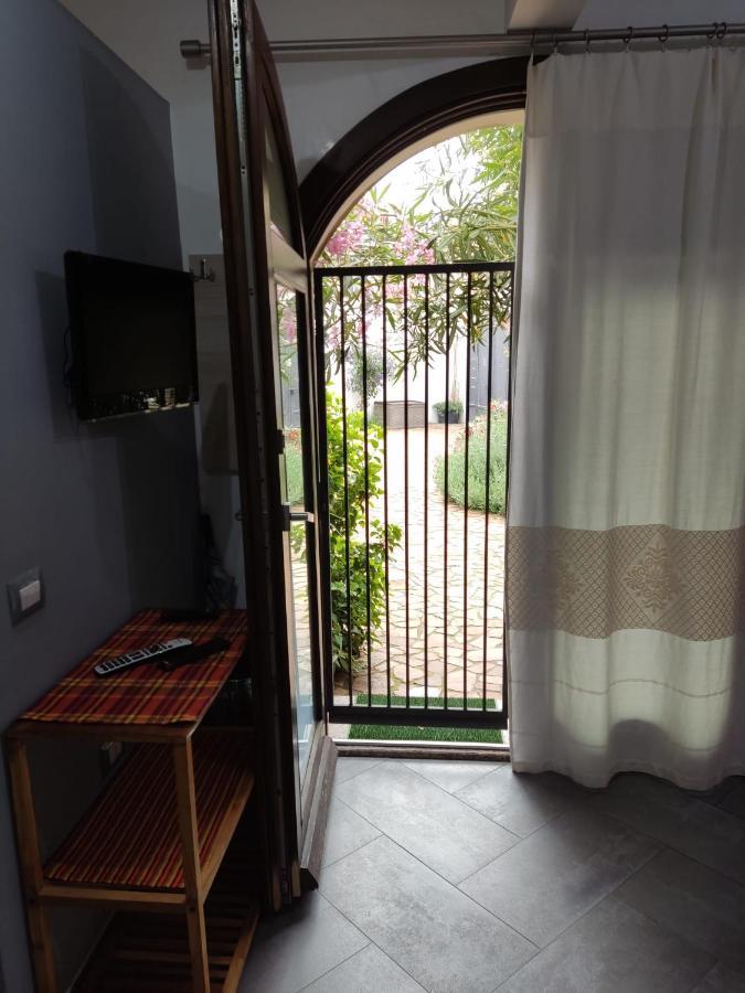 Arco Bianco - Monolocali Apartment Tortolì Екстериор снимка
